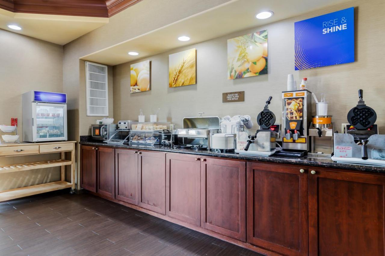 Comfort Suites Pflugerville - Austin North Eksteriør billede